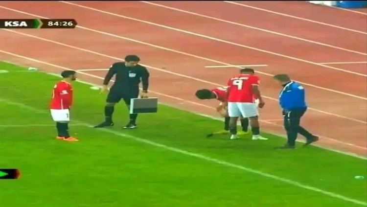 فساد كبير...الآف الدولارات تصرف لوفد منتخب اليمن المشارك بكأس خليجي 25